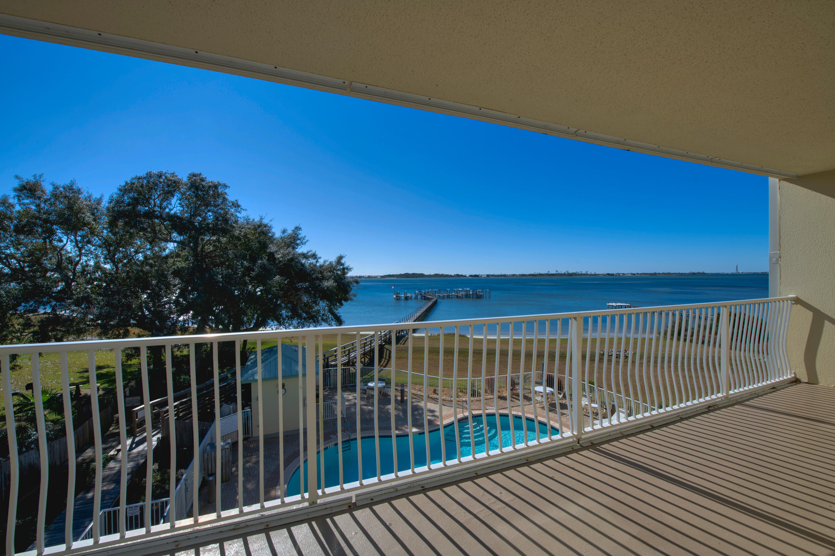 INTERCOASTAL POINTE - Residential