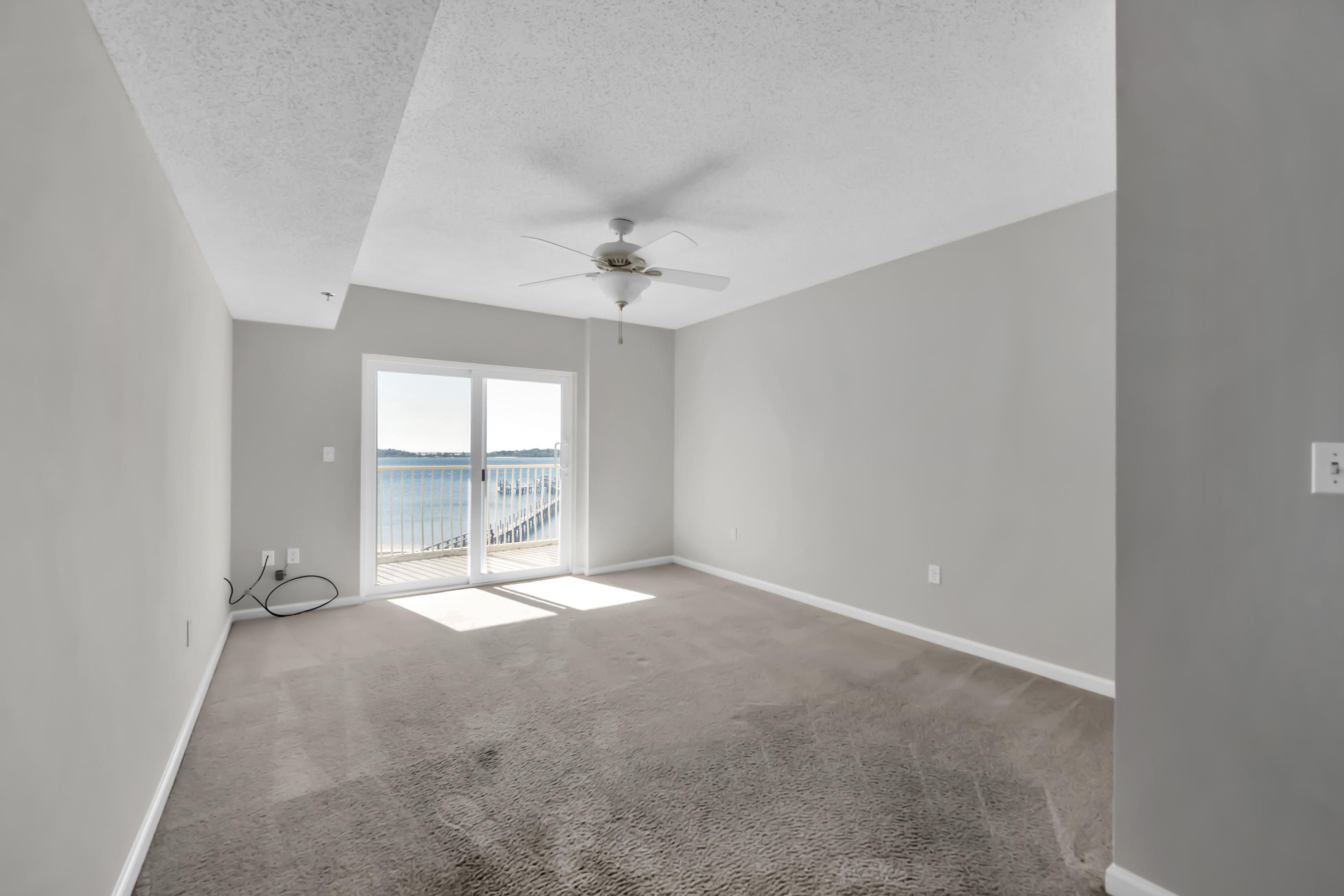 INTERCOASTAL POINTE - Residential