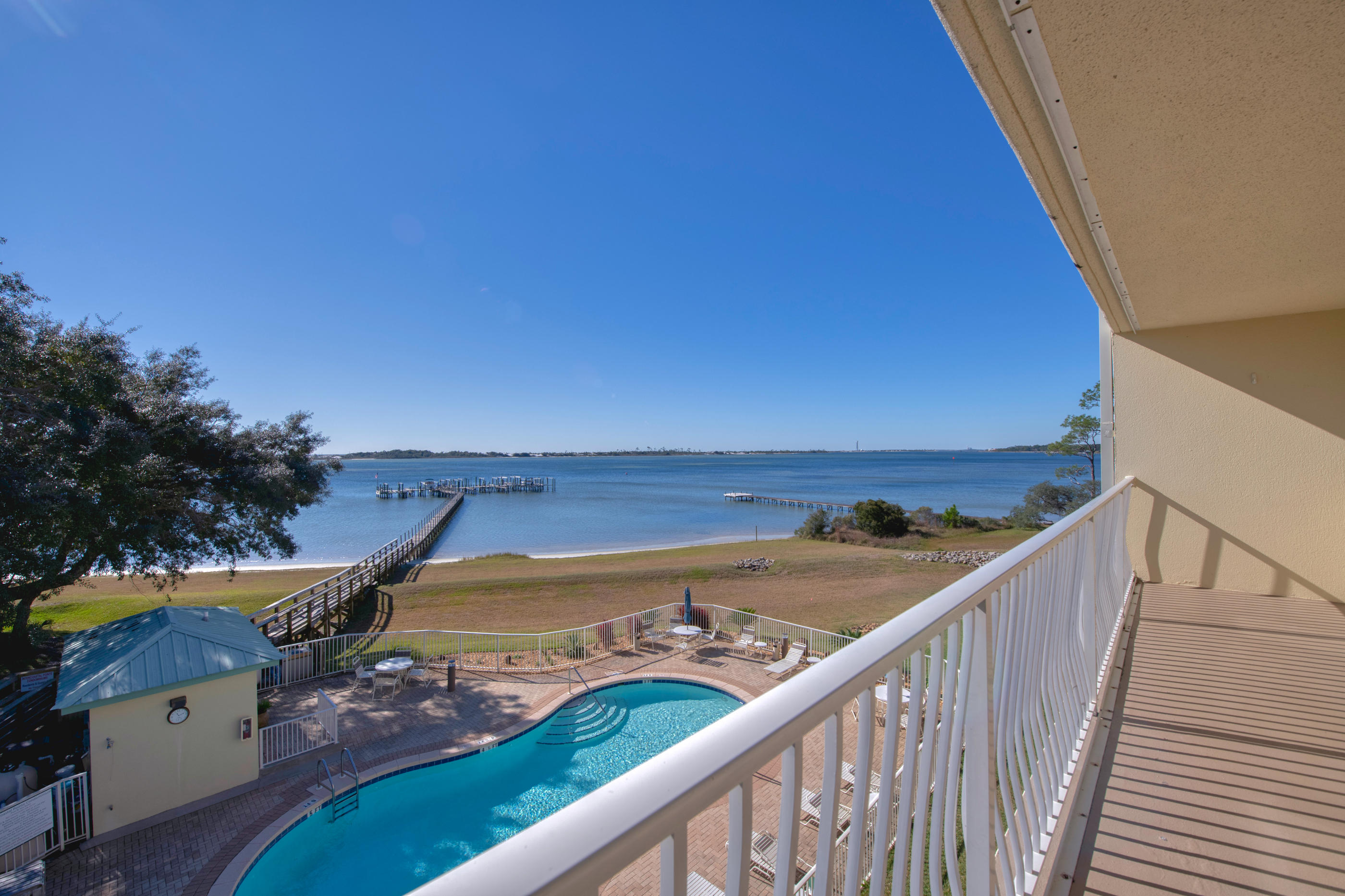 INTERCOASTAL POINTE - Residential