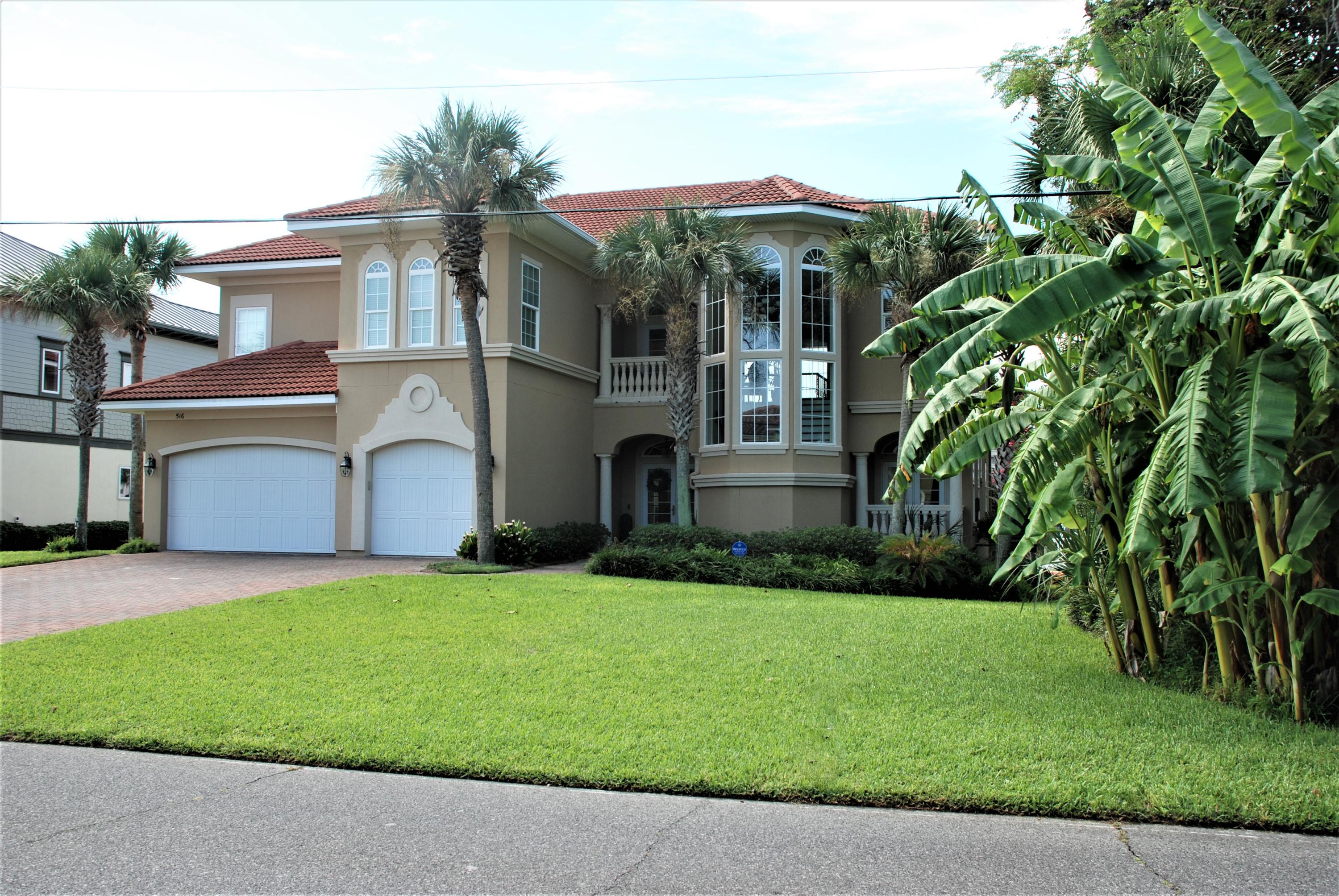 HOLIDAY ISLE - Residential