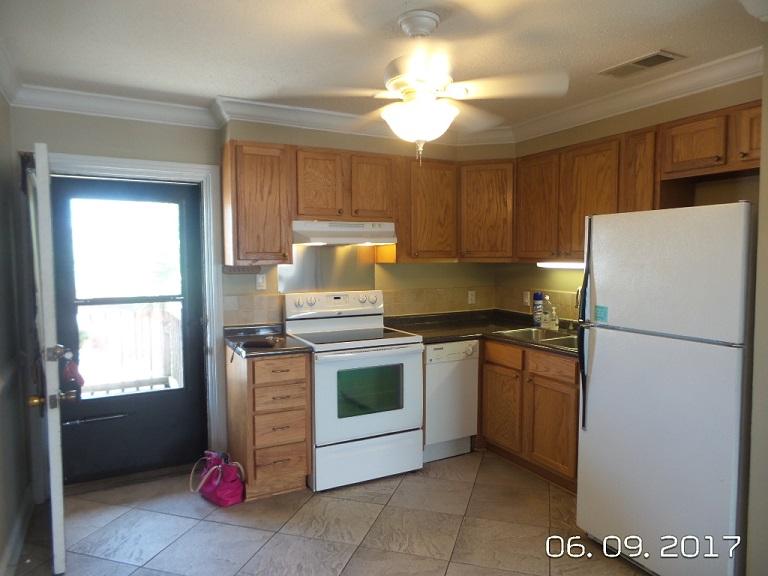 WATERWAY CONDO - Residential Lease