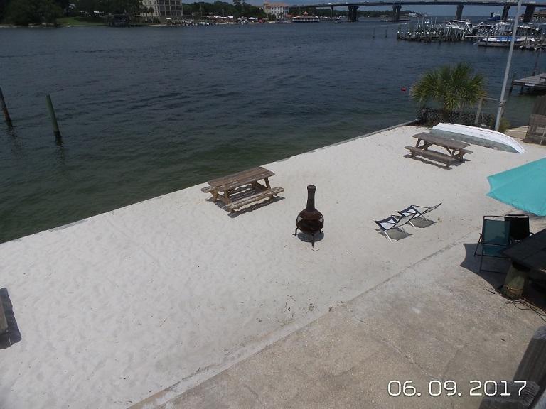 WATERWAY CONDO - Residential Lease