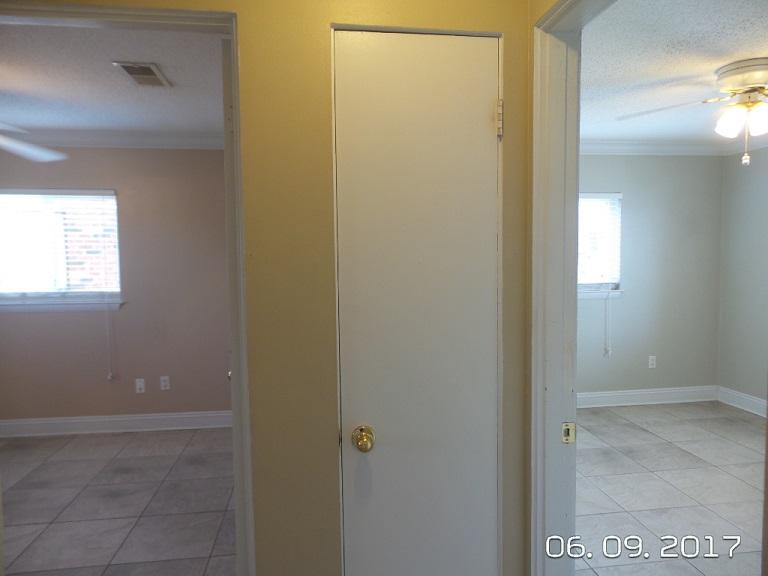 WATERWAY CONDO - Residential Lease
