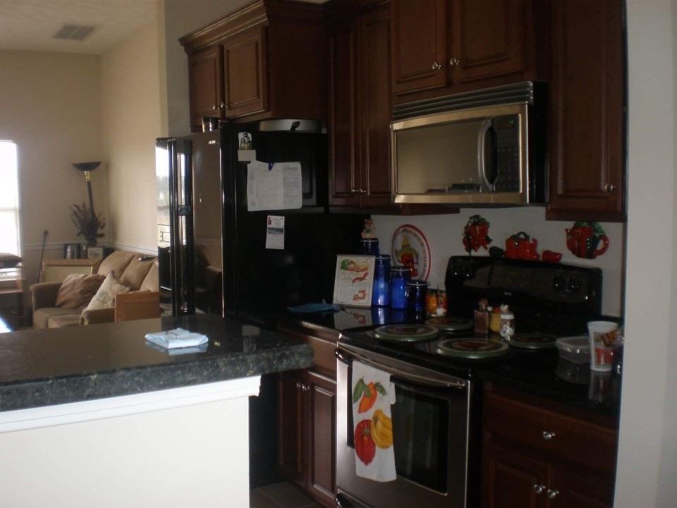 BRANDON OAKS 2ND ADD - Residential