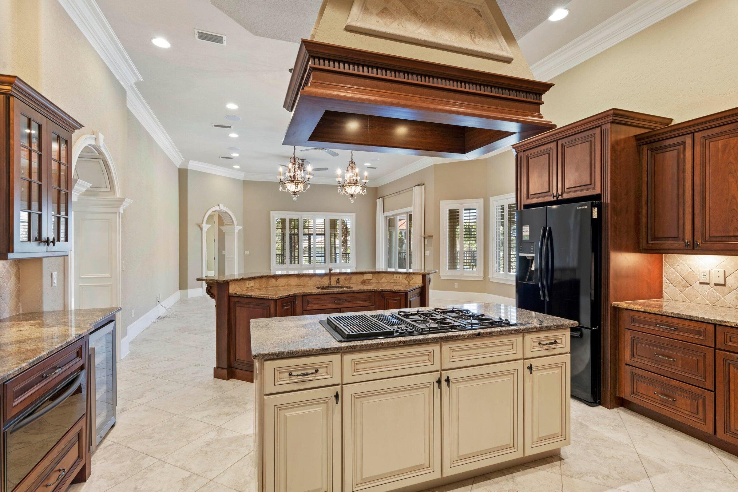 Bellamar at Gulf Place - Residential