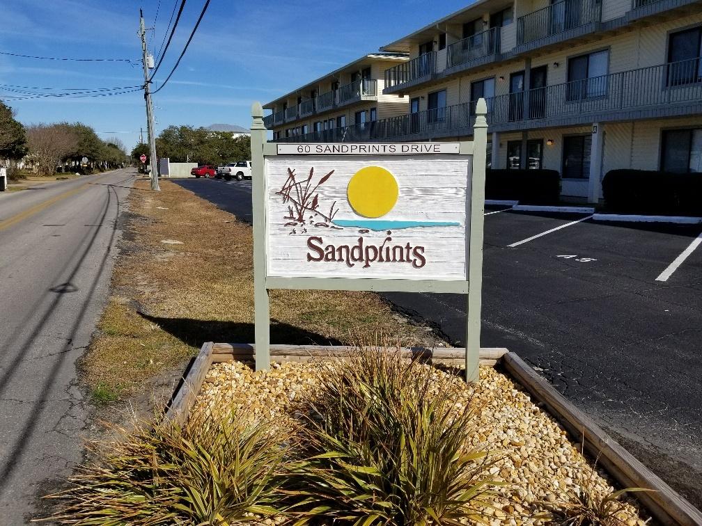 SANDPRINTS CONDO - Residential