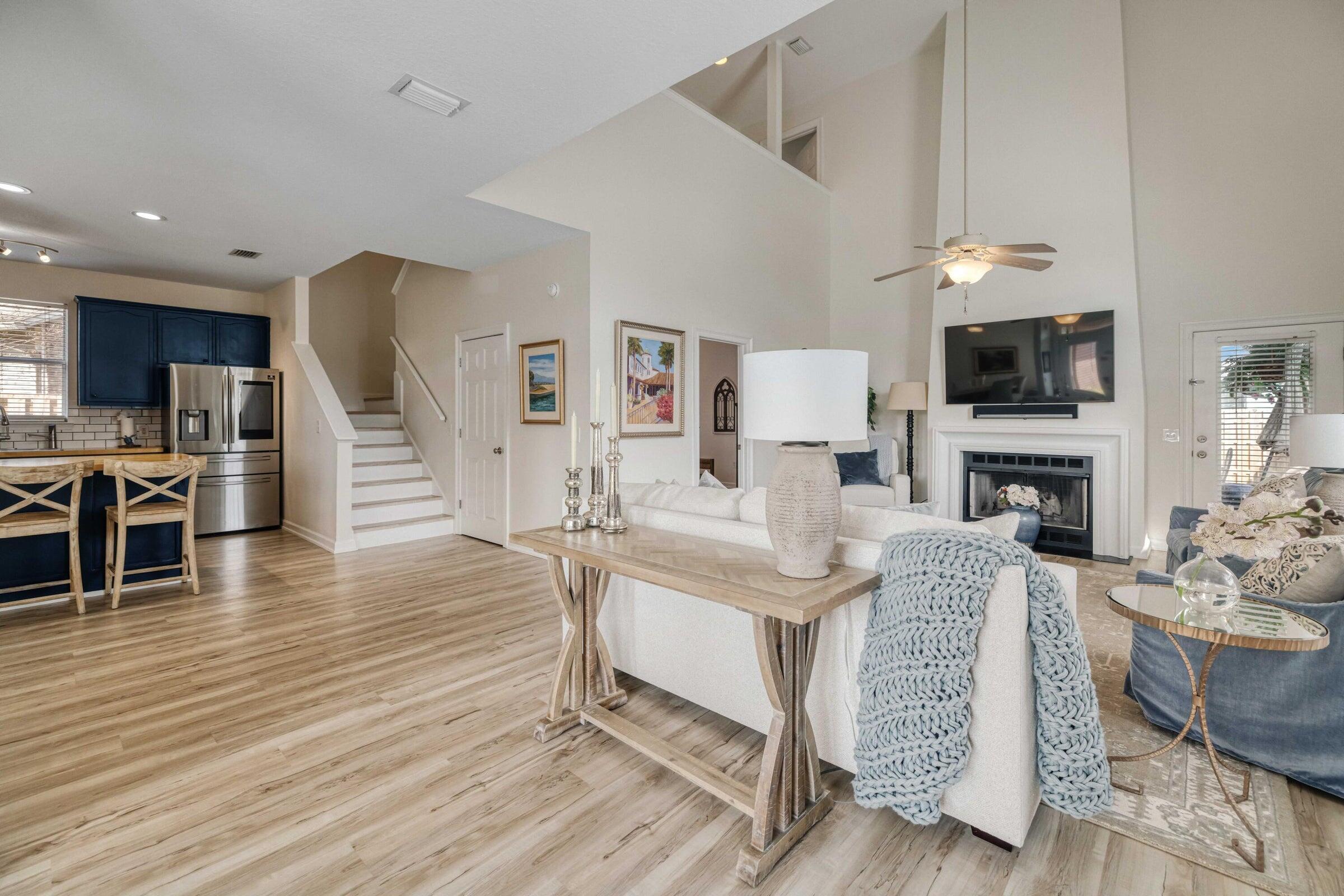 ESCADA - Residential Lease