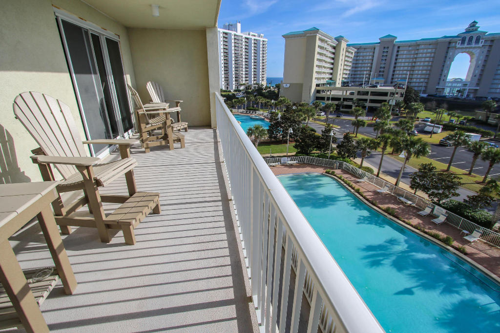 ARIEL DUNES II - Residential