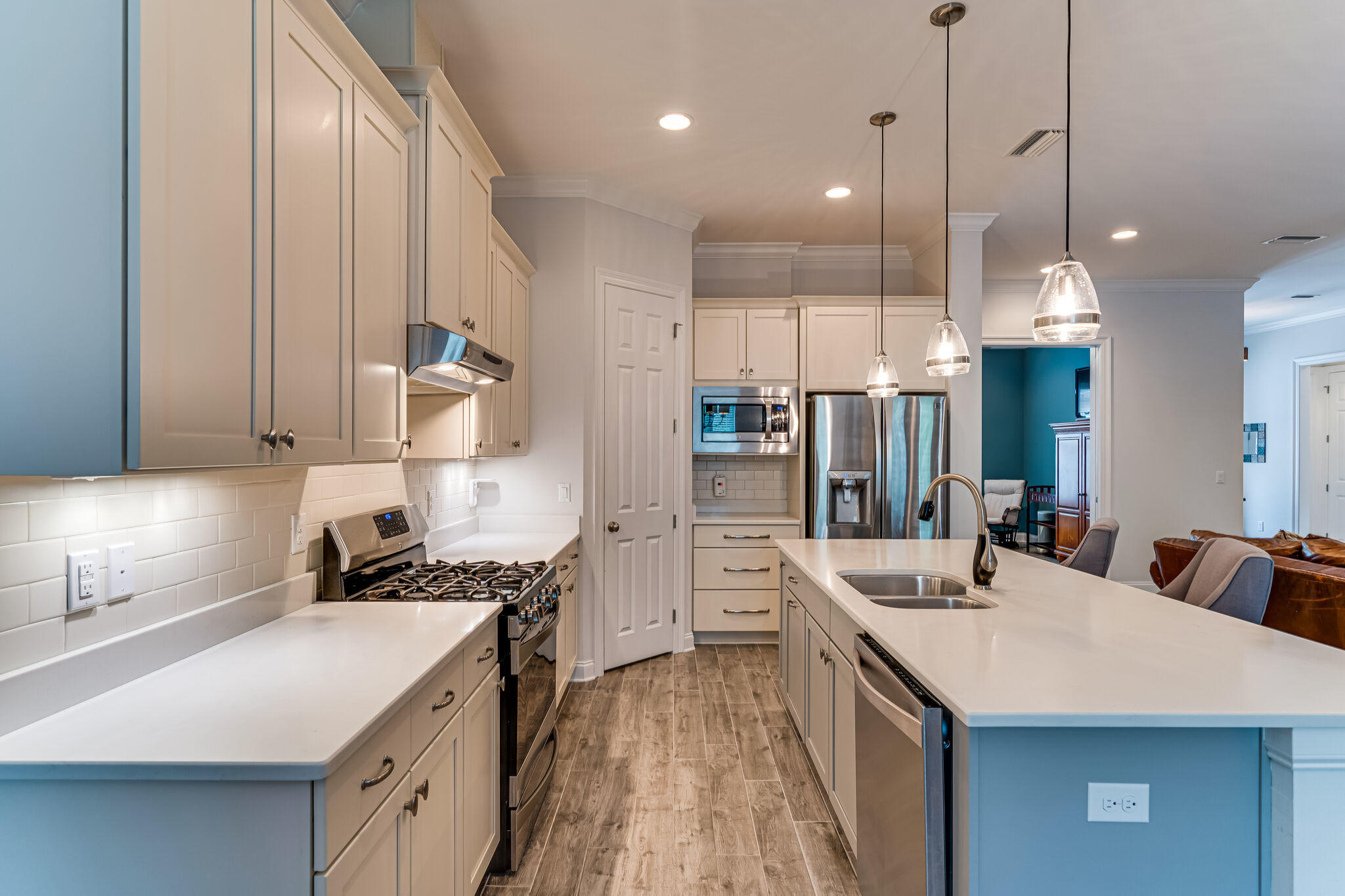 HUNTINGTON S/D PH 3 - Residential Lease