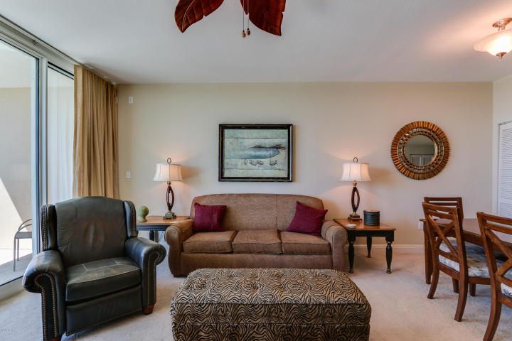 Aqua Condo - Residential