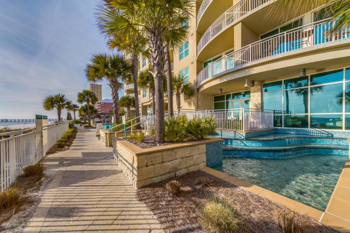 Aqua Condo - Residential