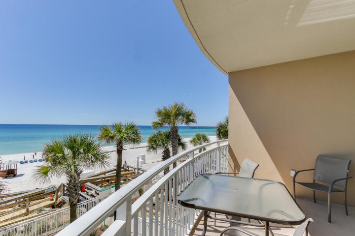 Aqua Condo - Residential