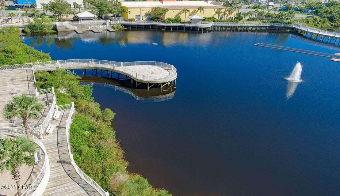 Laketown Wharf - Residential
