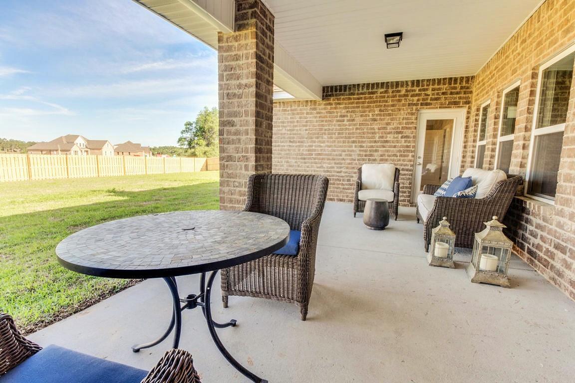 Redstone Commons - Residential Lease