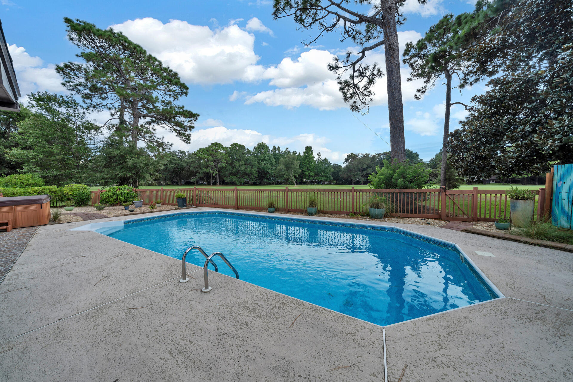 ROCKY BAYOU COUNTRY CLUB ESTATES 1 - Residential