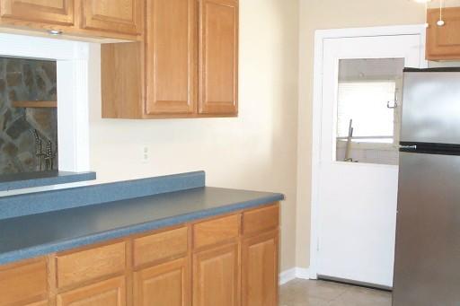 SEA BREEZE - Residential Lease