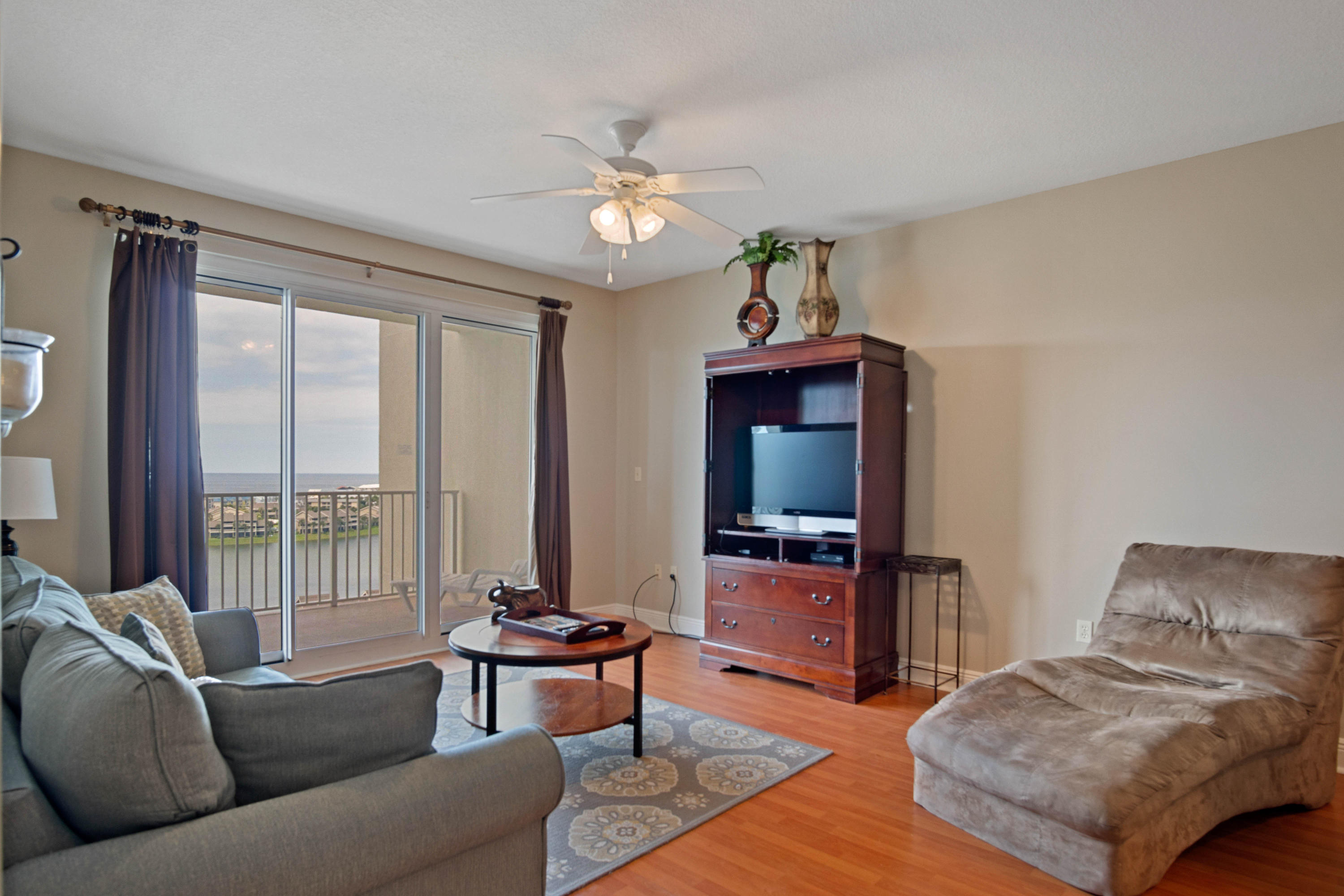 ARIEL DUNES II - Residential