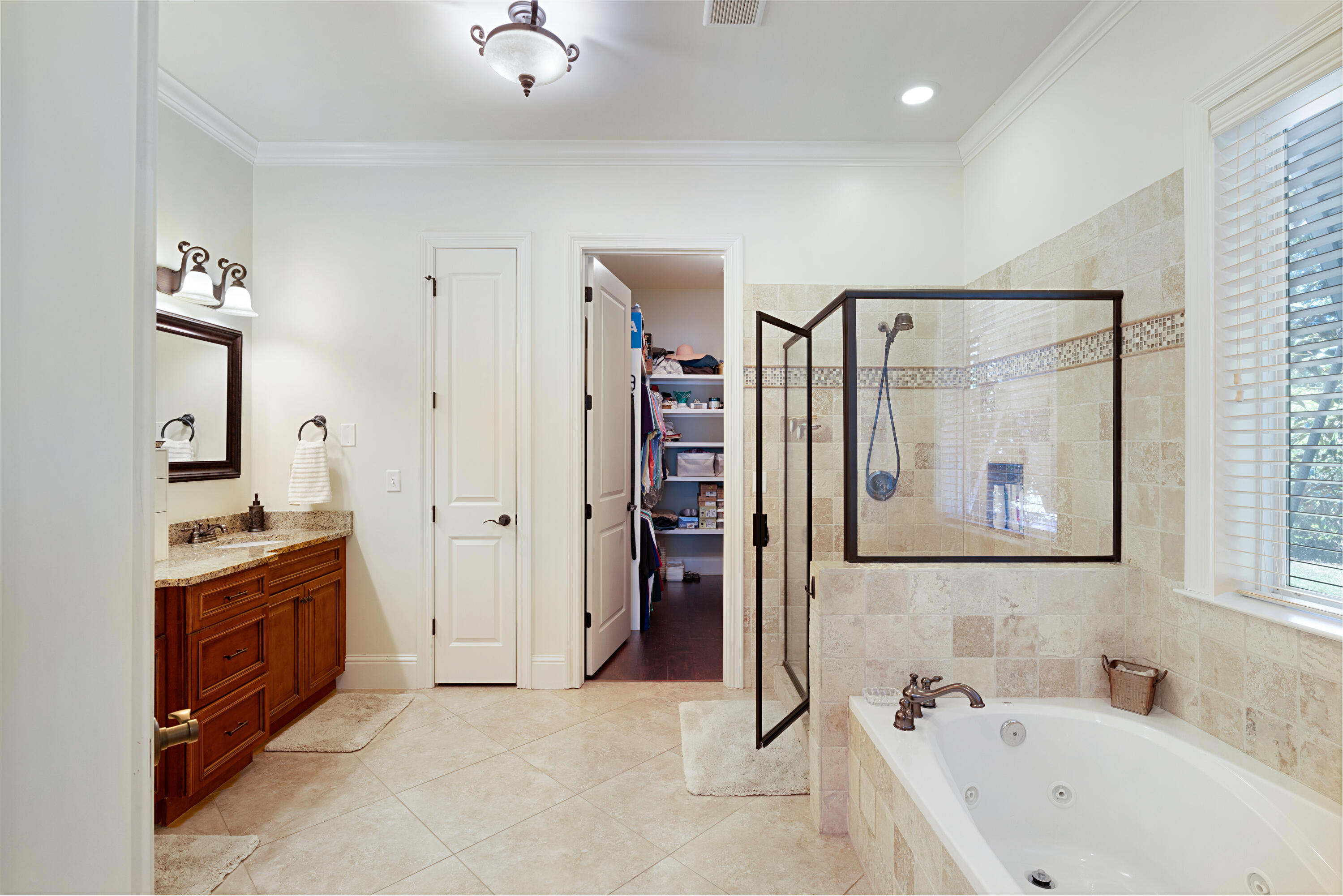 EMERALD BAY PH 1A - Residential