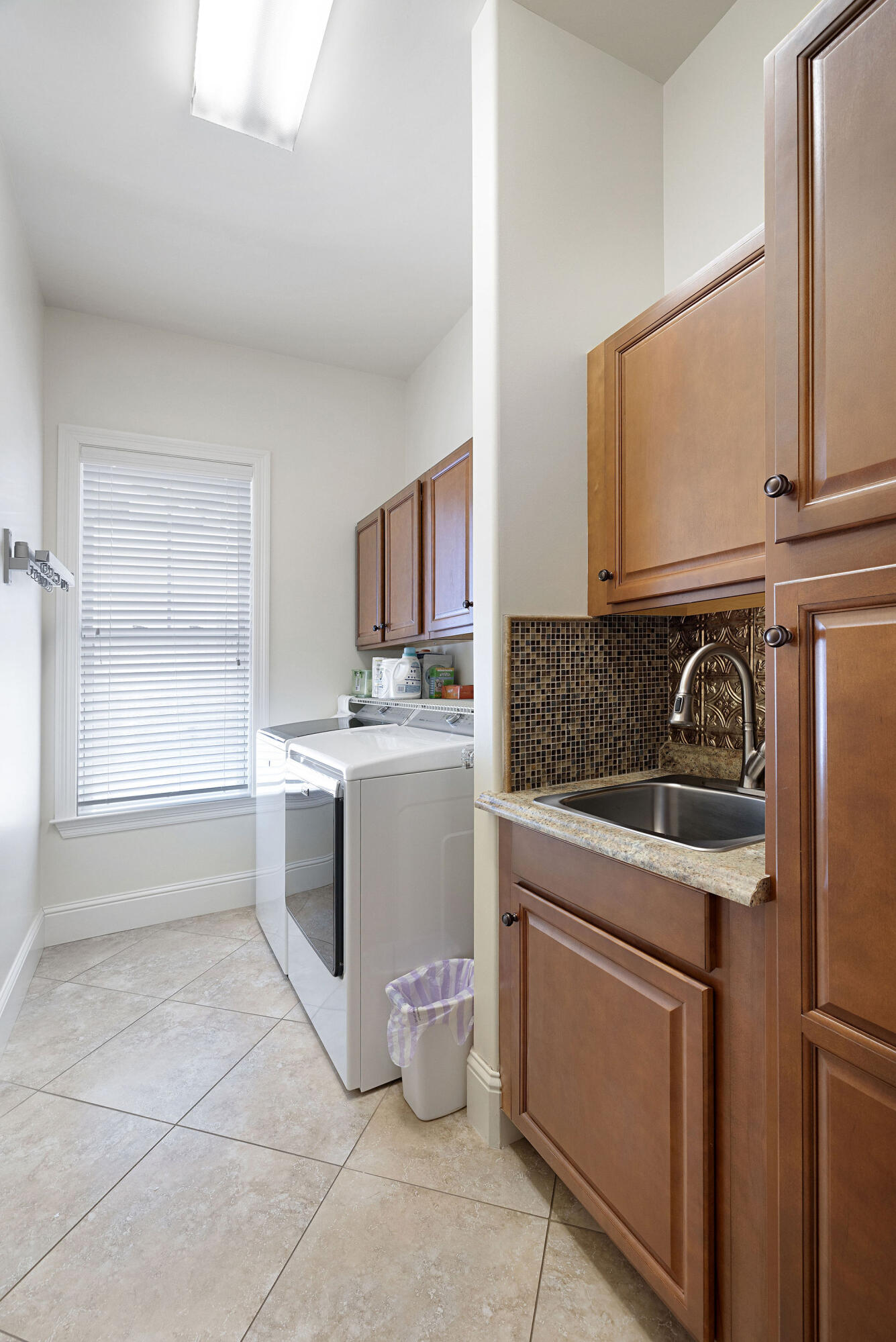 EMERALD BAY PH 1A - Residential