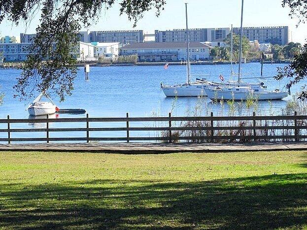 ELLIOTTS POINT RESUB - Residential