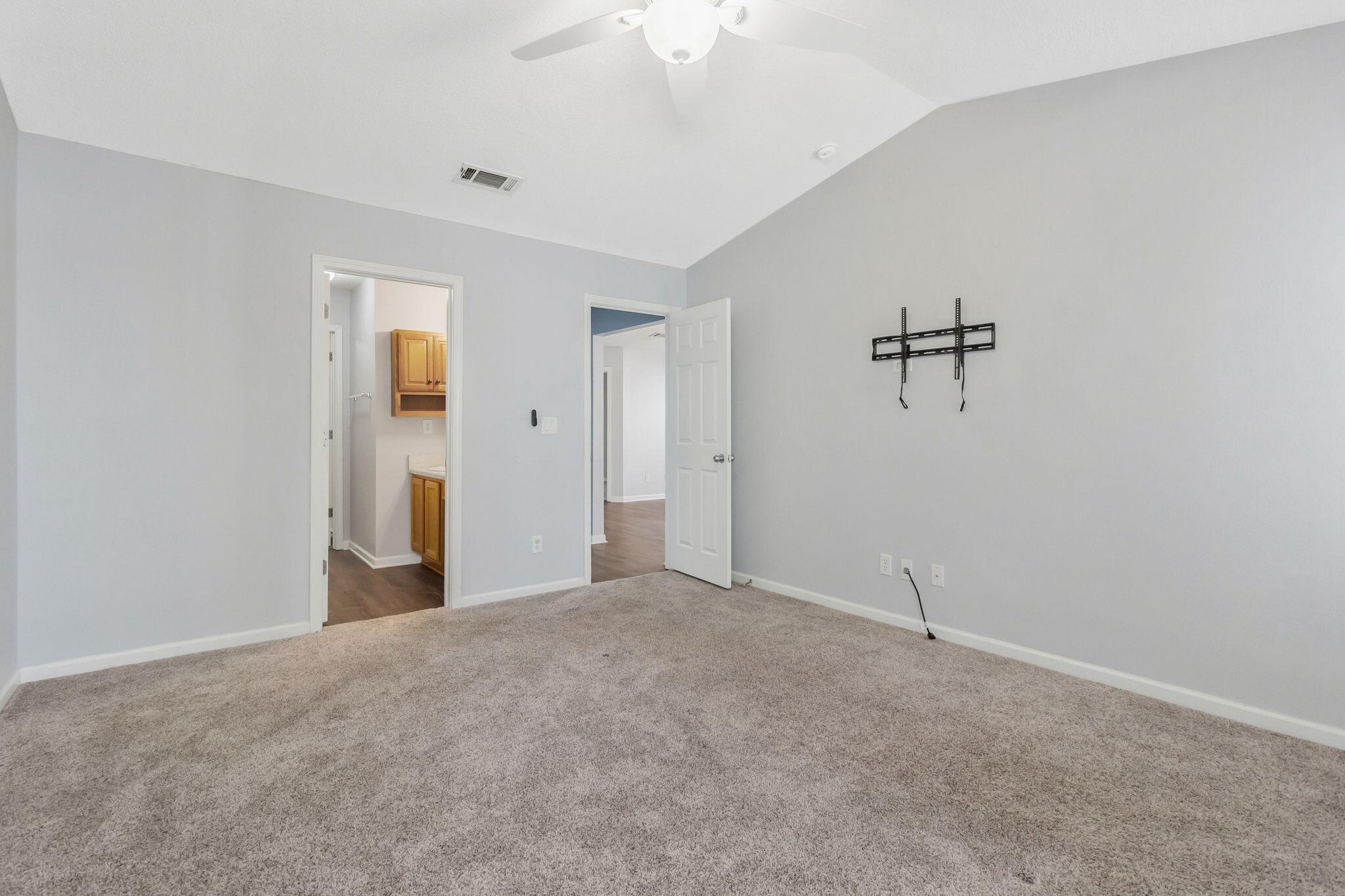 STILLWELL ESTATES - Residential Lease