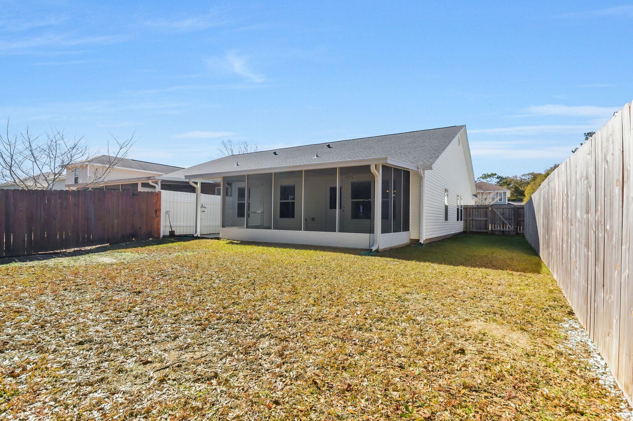 STILLWELL ESTATES - Residential Lease