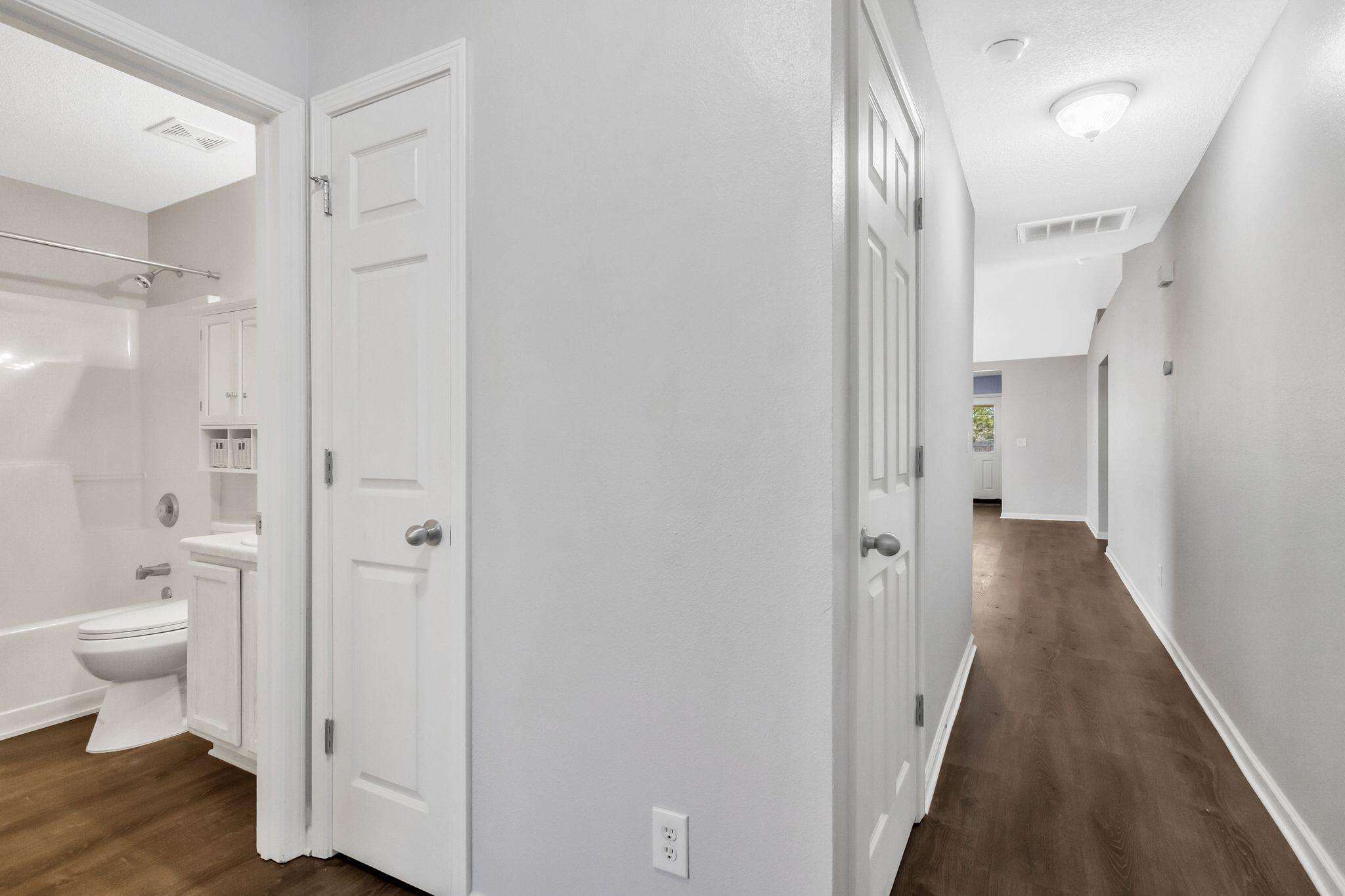 STILLWELL ESTATES - Residential Lease