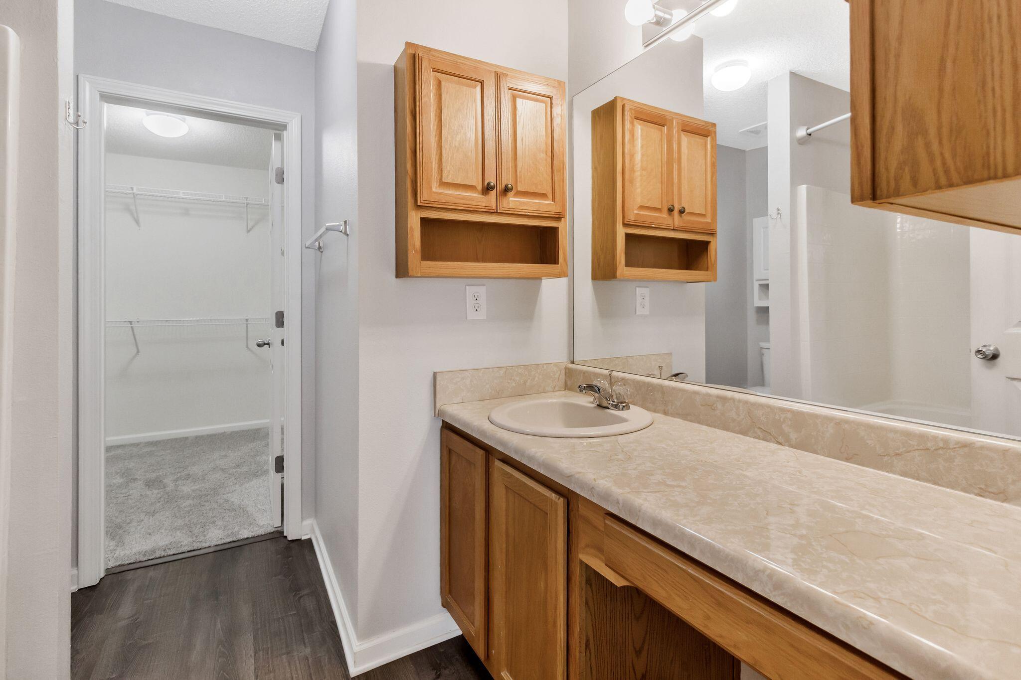 STILLWELL ESTATES - Residential Lease
