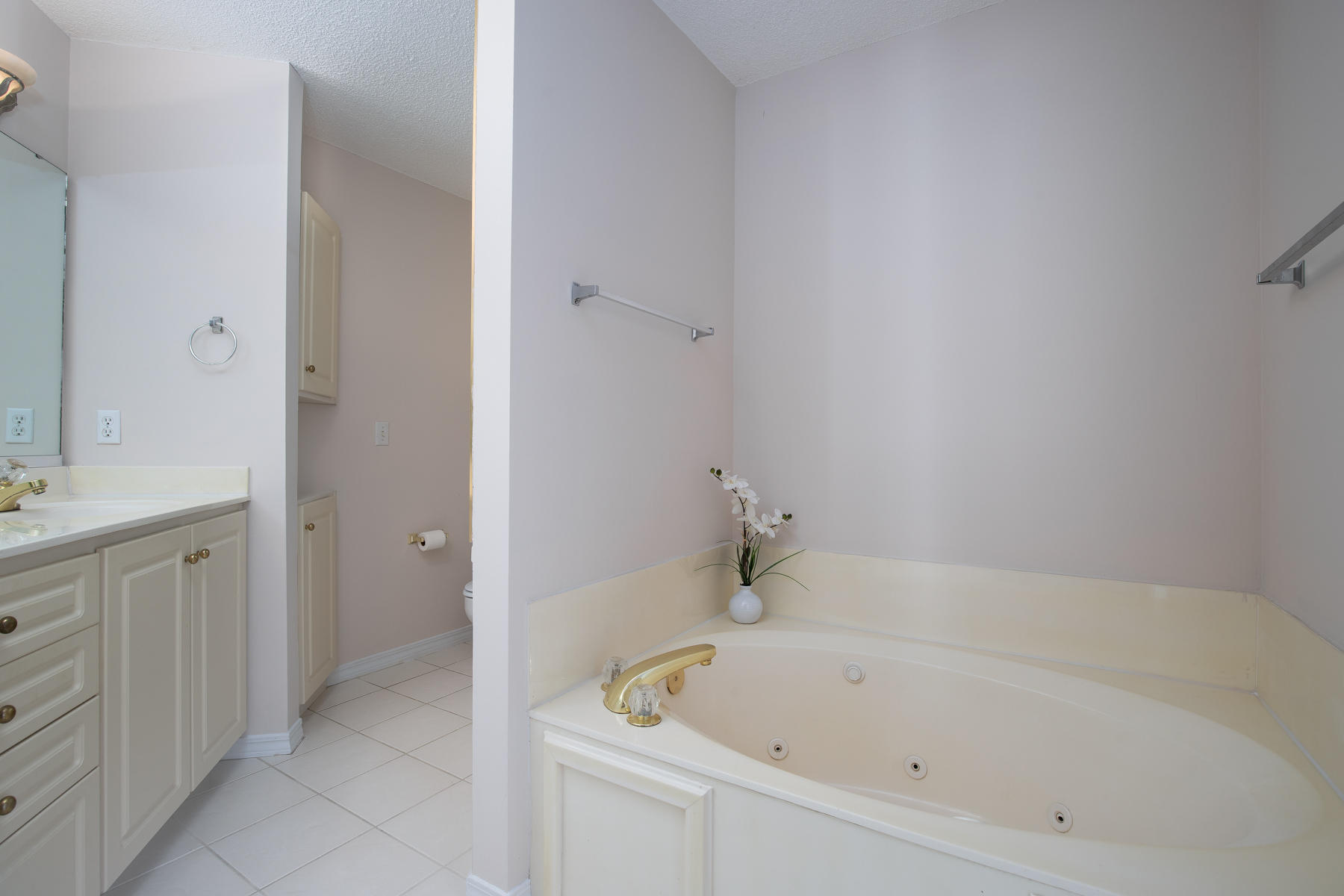 HARBOR BREEZE 1ST ADDN - Residential
