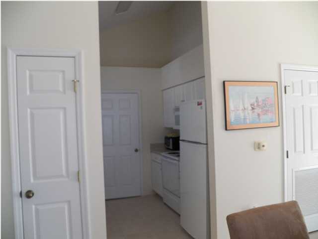 THE FLORIDA CLUB - Residential Lease