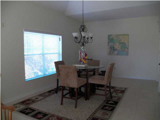 THE FLORIDA CLUB - Residential Lease