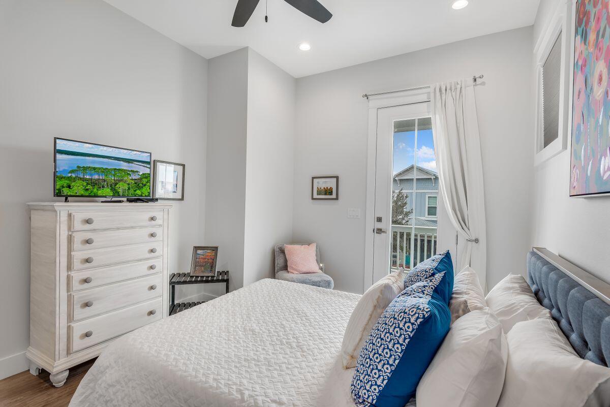 HIGHLAND PARKS - Residential