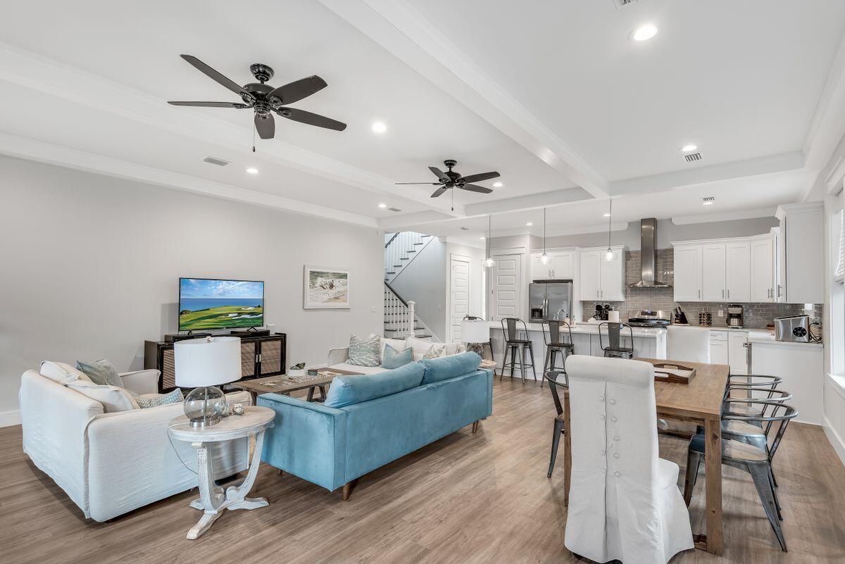 HIGHLAND PARKS - Residential