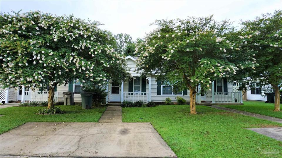 PINE FOREST ROYALE - Residential Lease