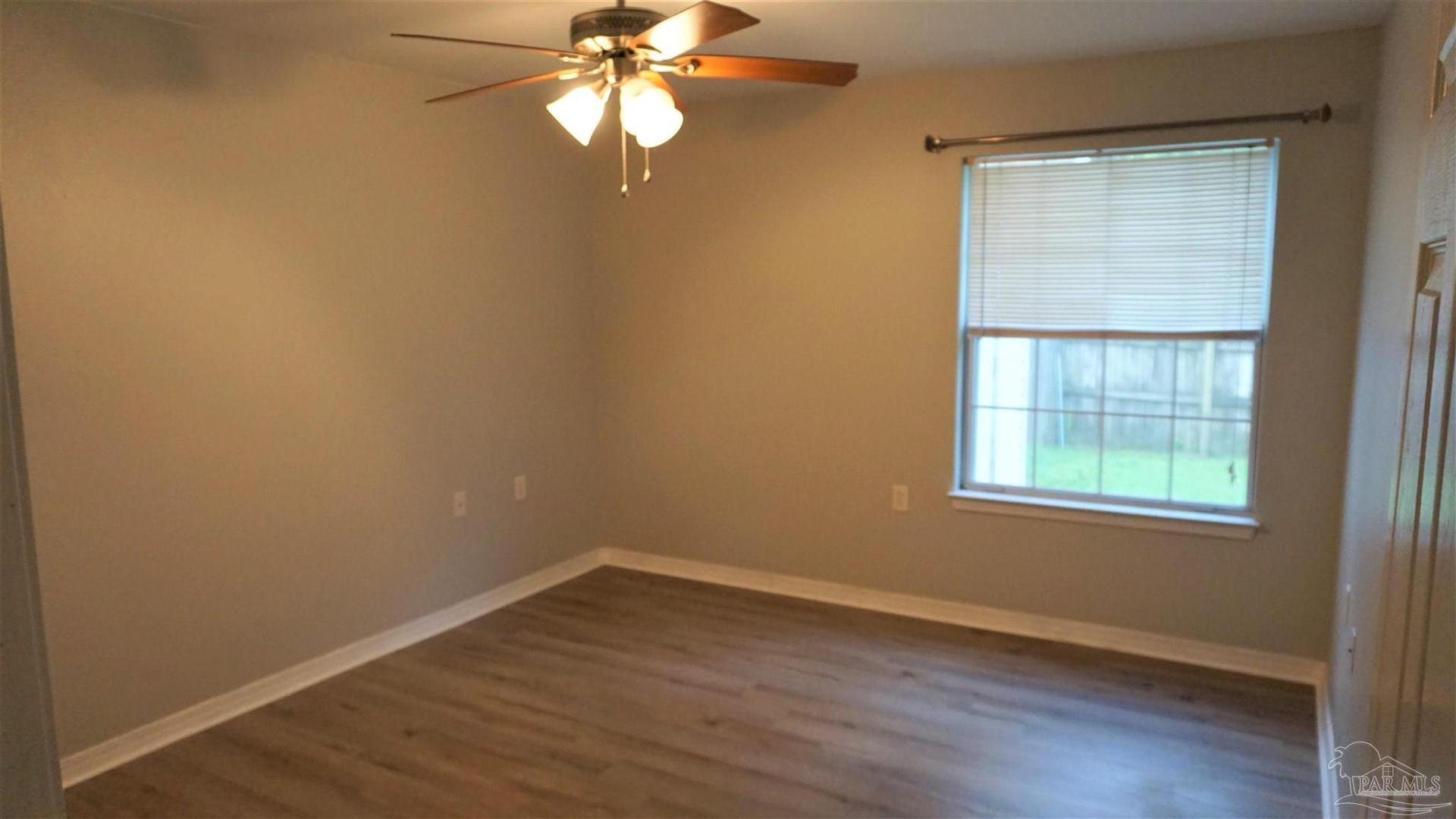 PINE FOREST ROYALE - Residential Lease