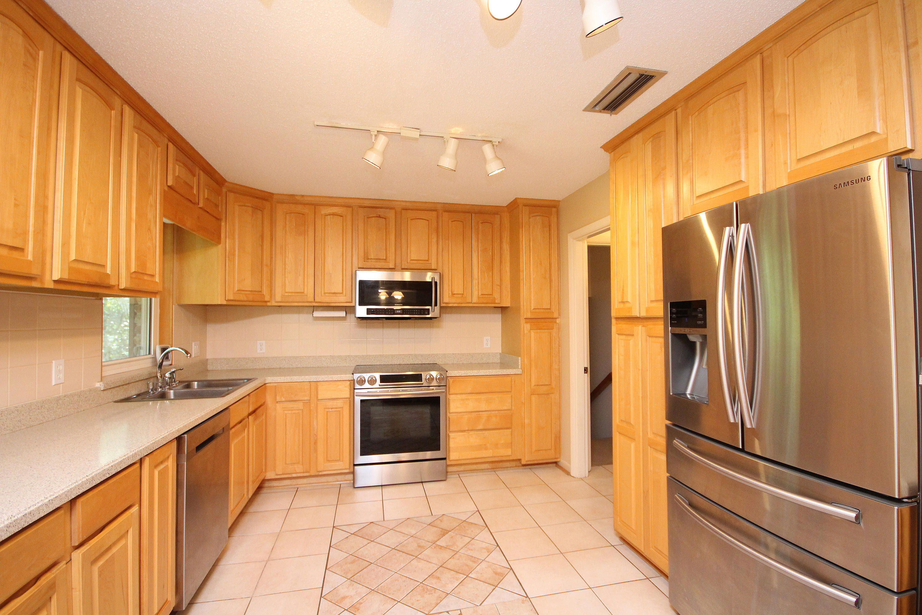 KENWOOD S/D - Residential