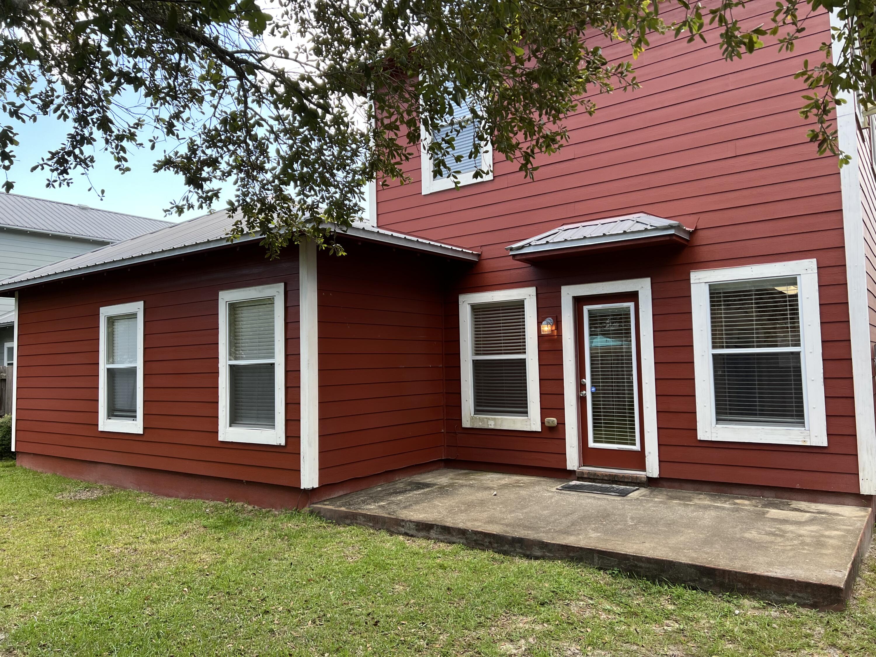 EAGLE BAY - Residential Lease