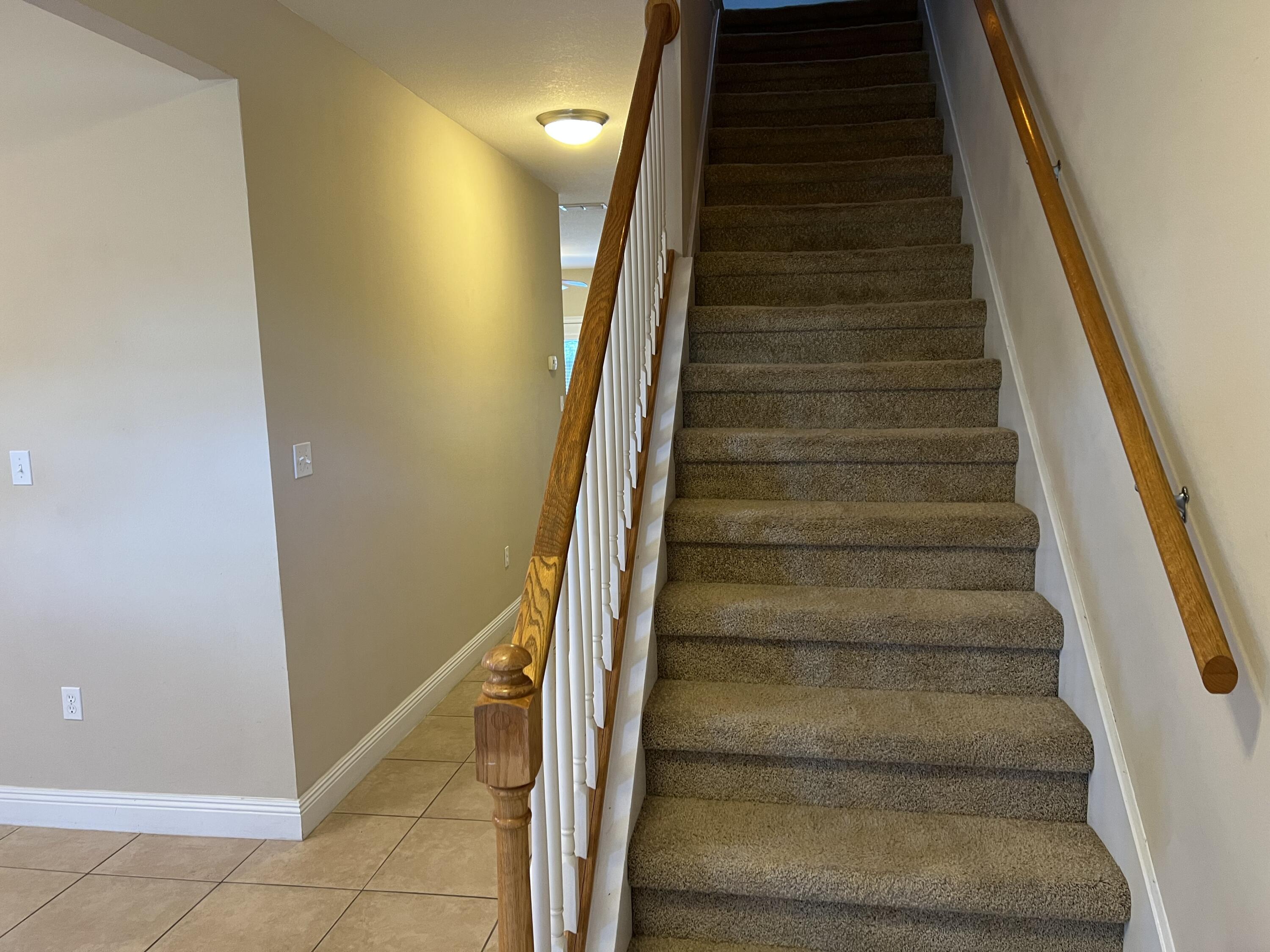EAGLE BAY - Residential Lease