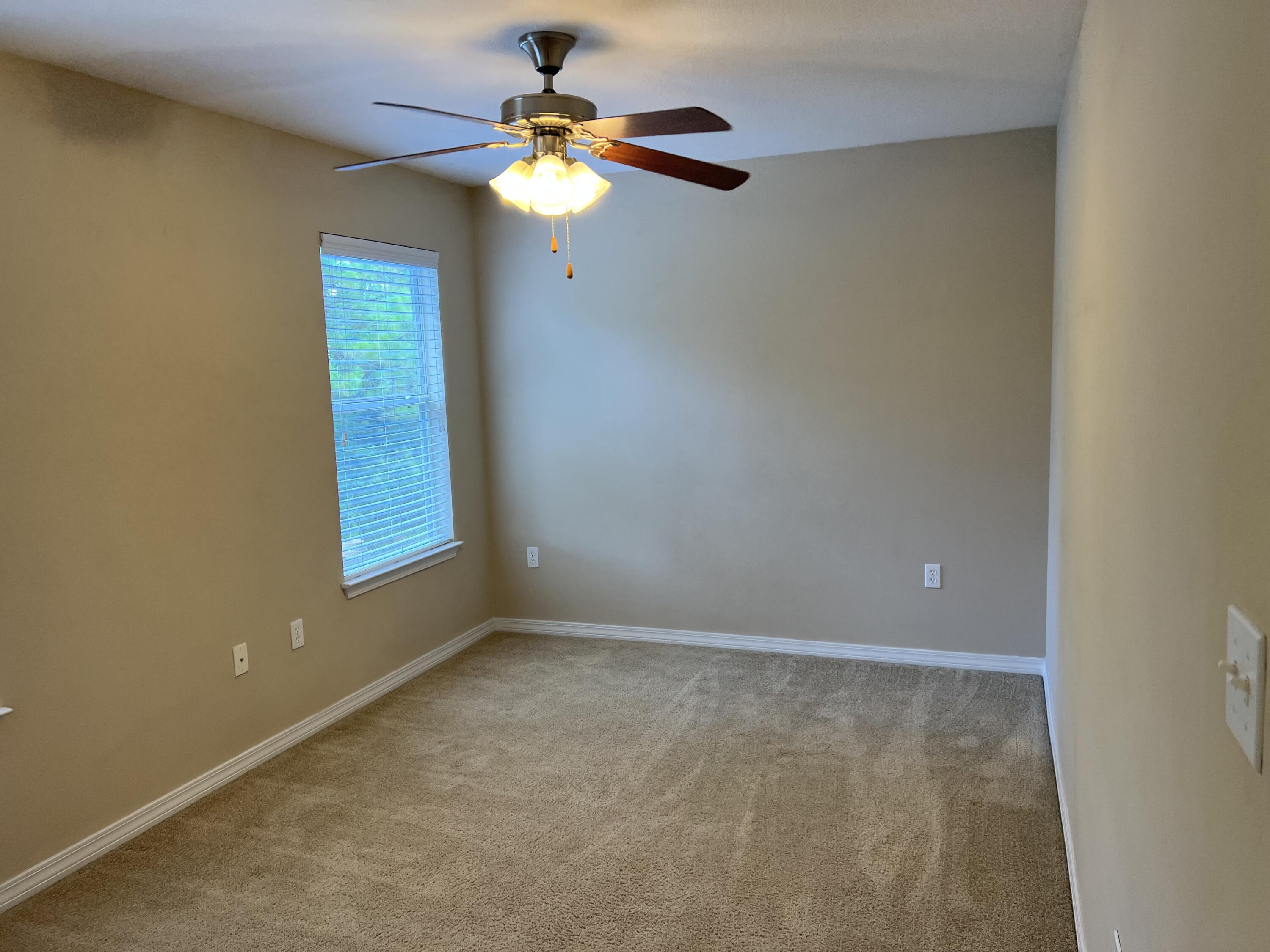 EAGLE BAY - Residential Lease