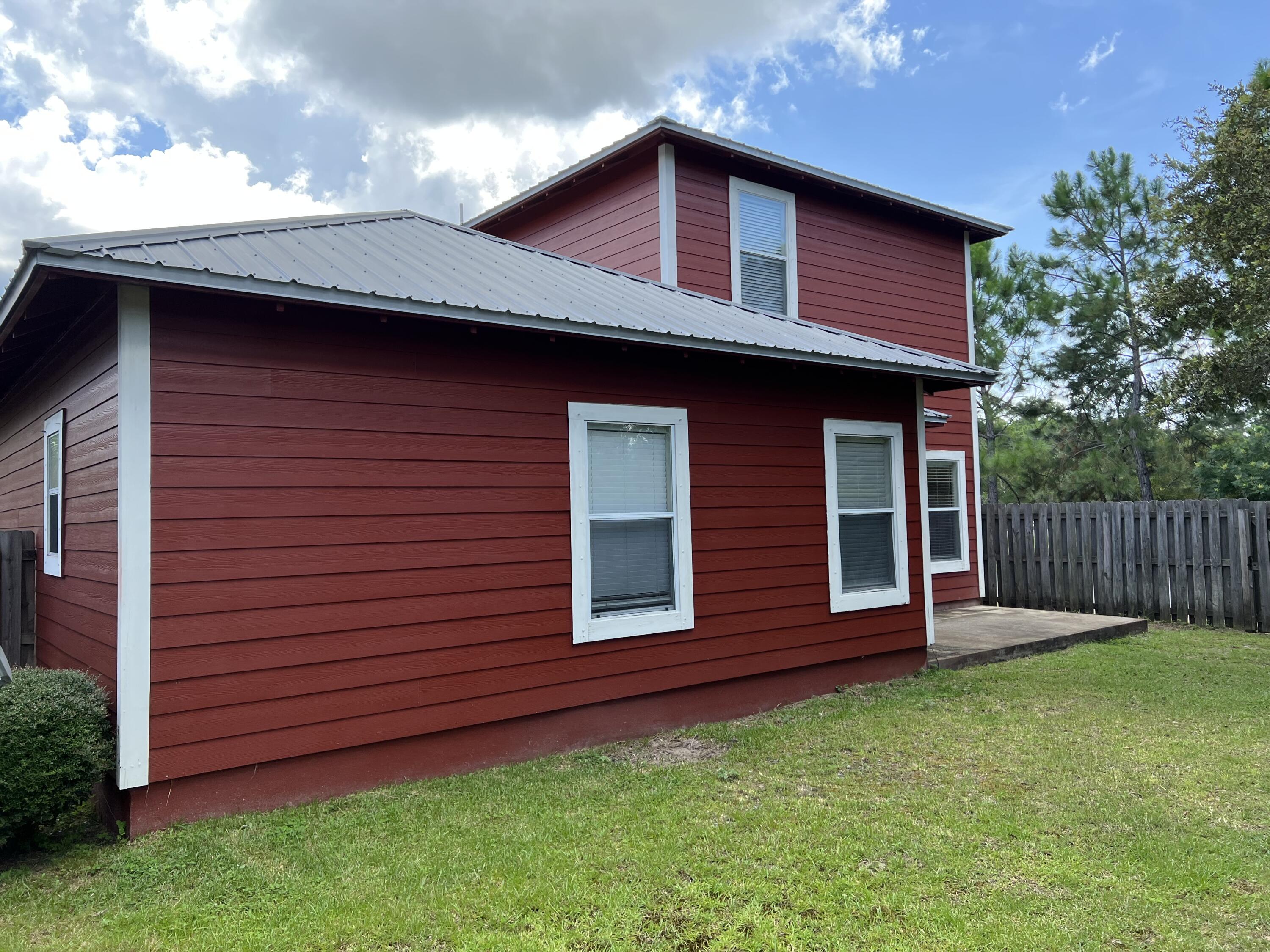 EAGLE BAY - Residential Lease