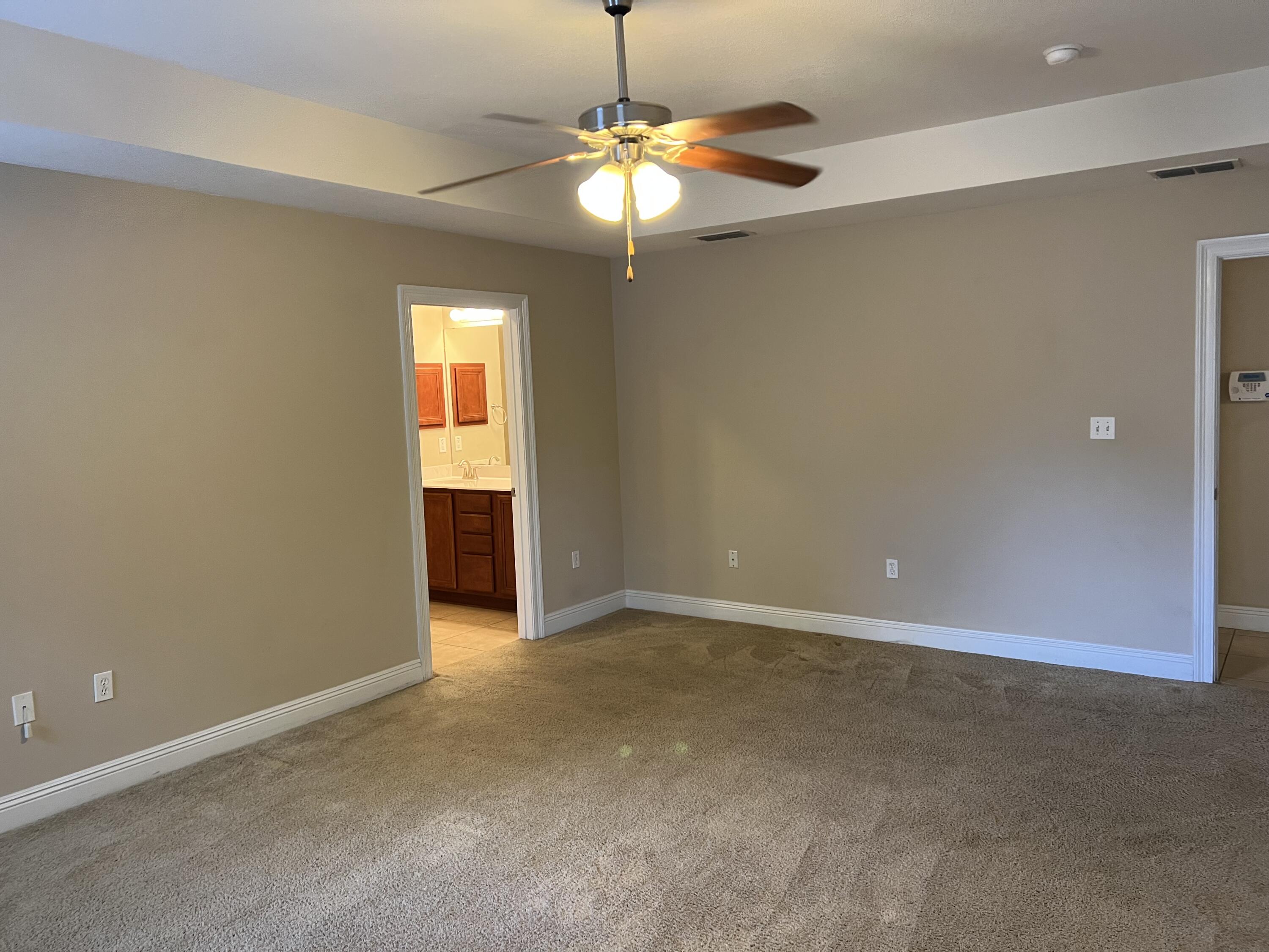 EAGLE BAY - Residential Lease