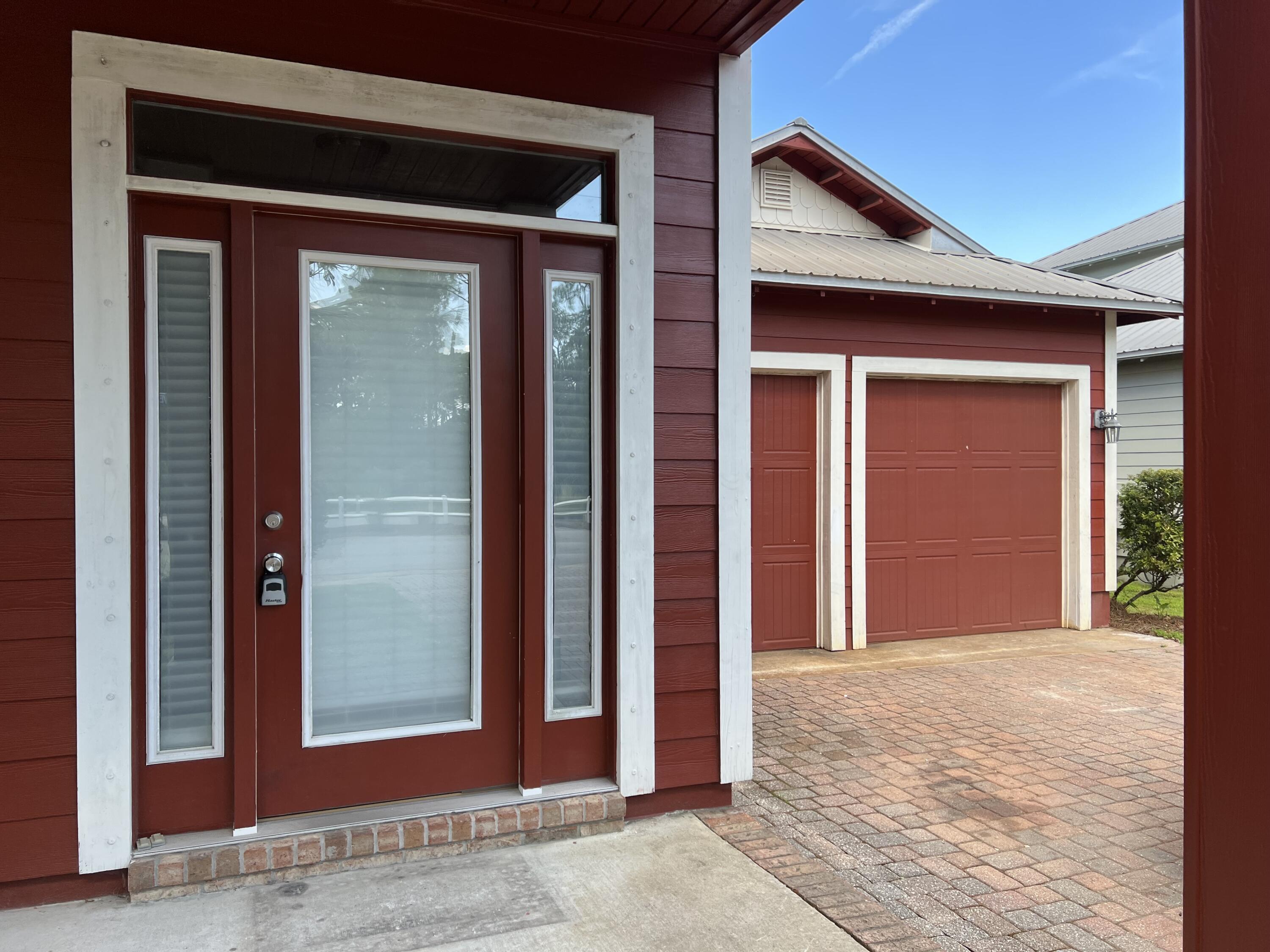 EAGLE BAY - Residential Lease