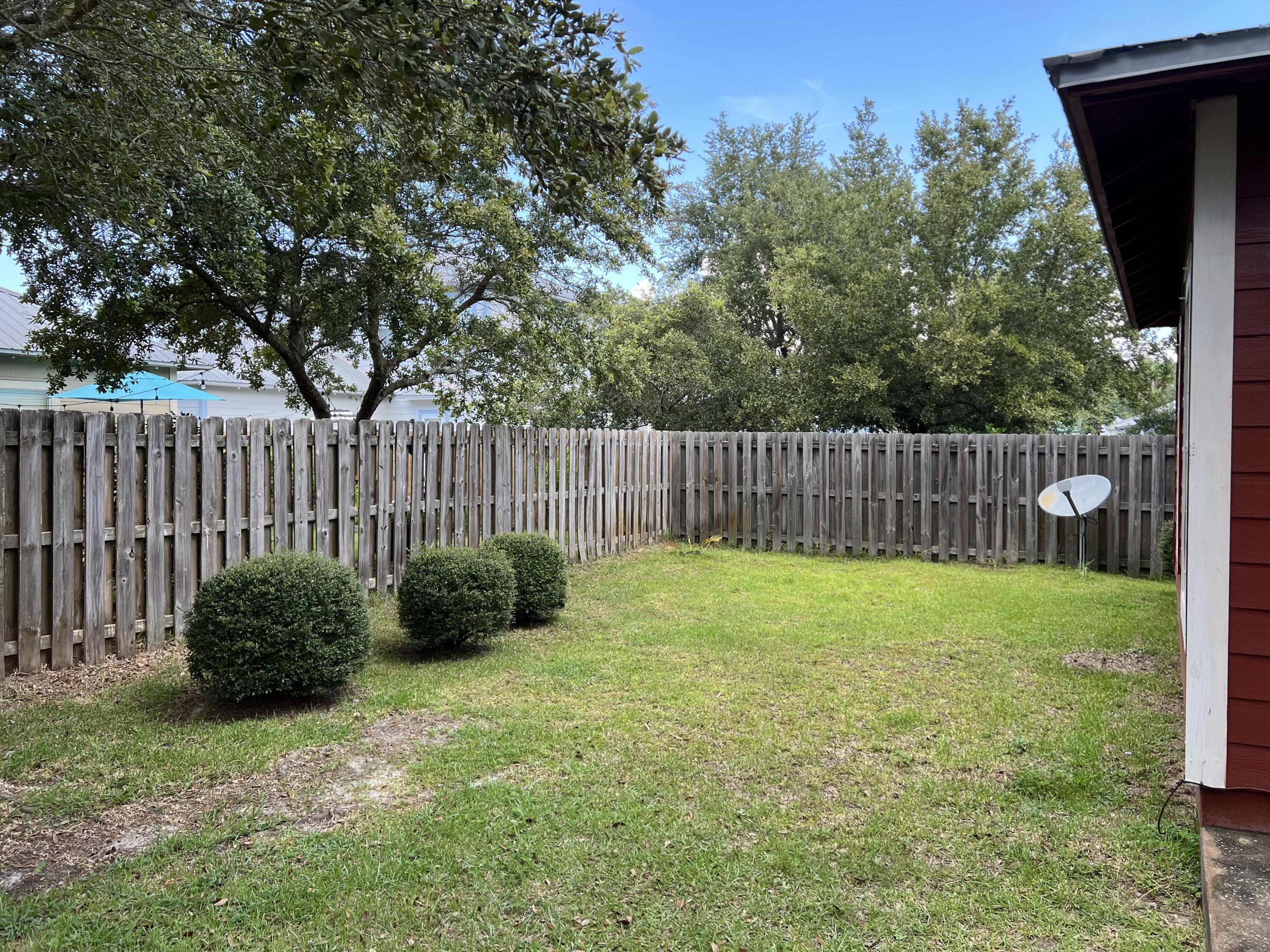 EAGLE BAY - Residential Lease