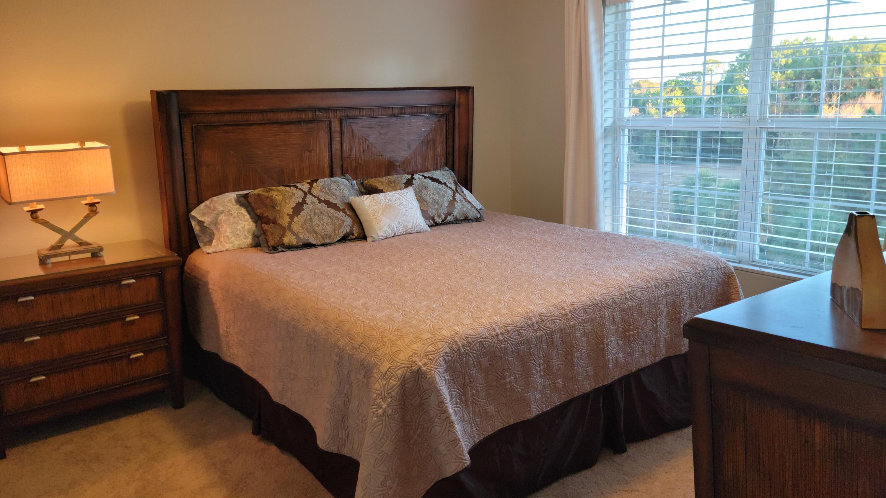 FLORIDA CLUB - Residential Lease