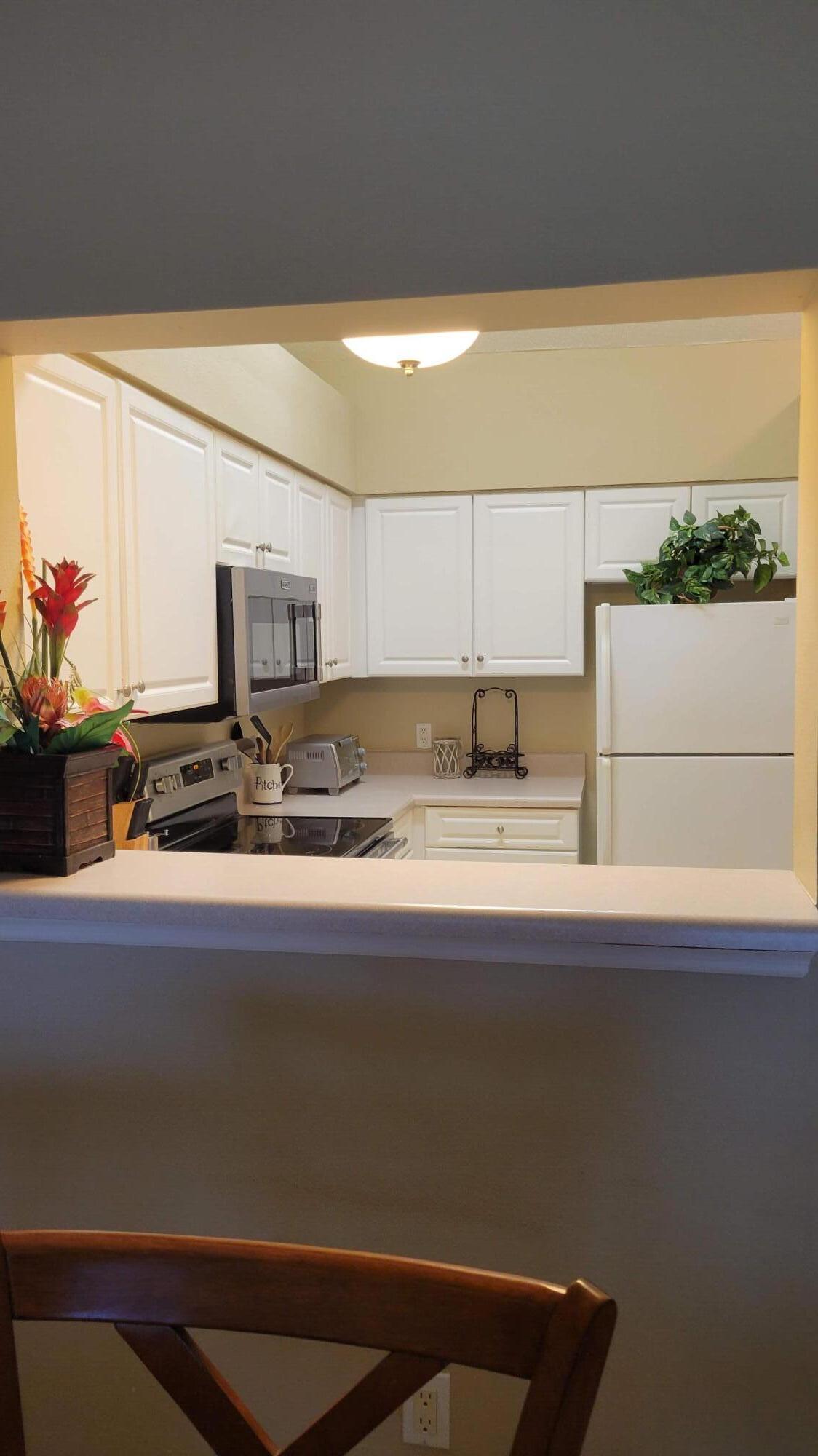 FLORIDA CLUB - Residential Lease