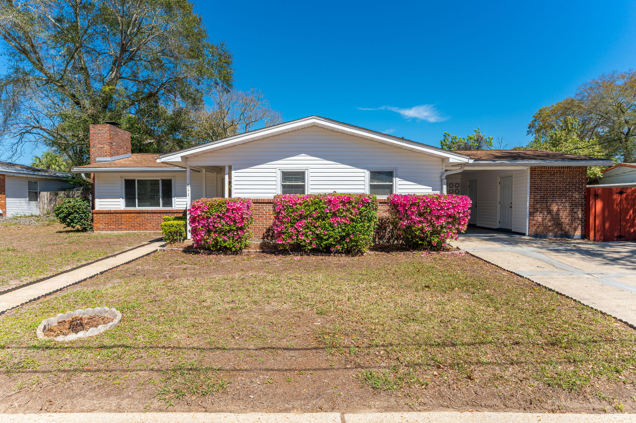 MIDPINES - Residential Lease