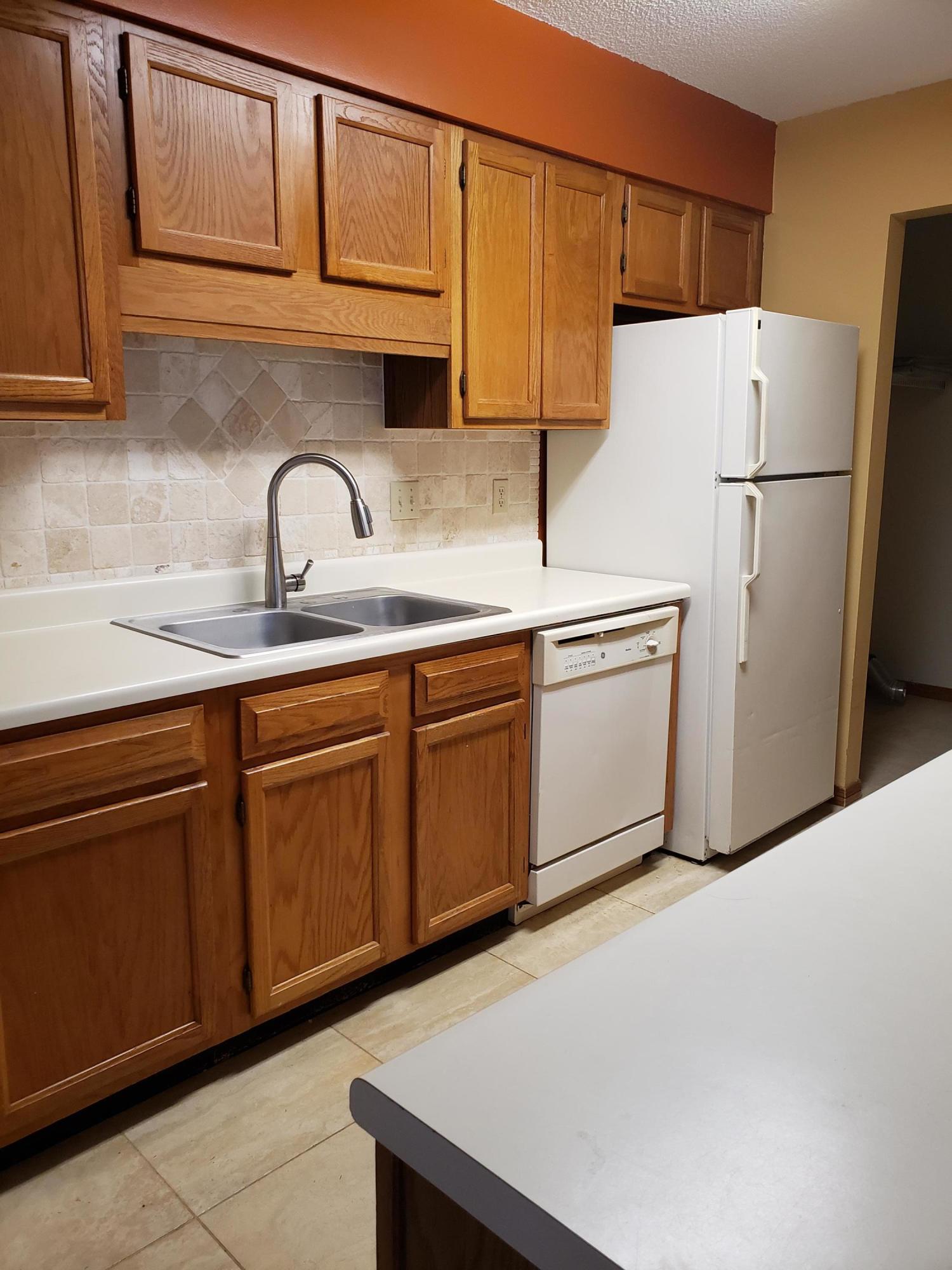 CARMEL VILLAGE T/H - Residential Lease