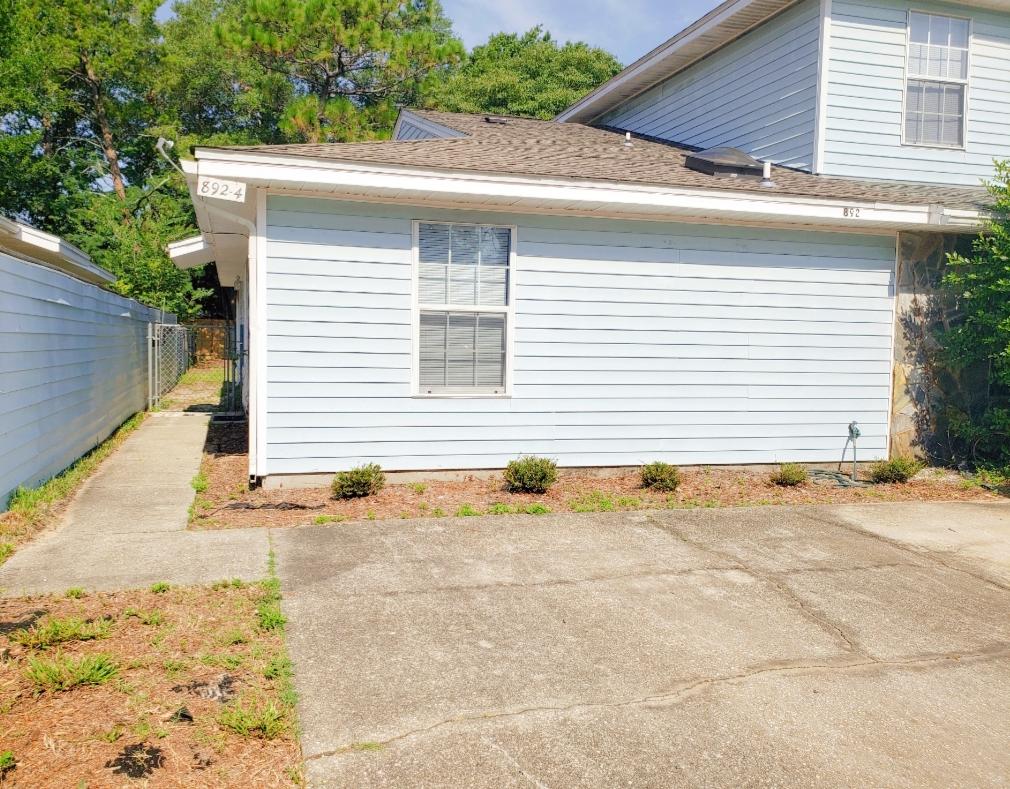 CARMEL VILLAGE T/H - Residential Lease