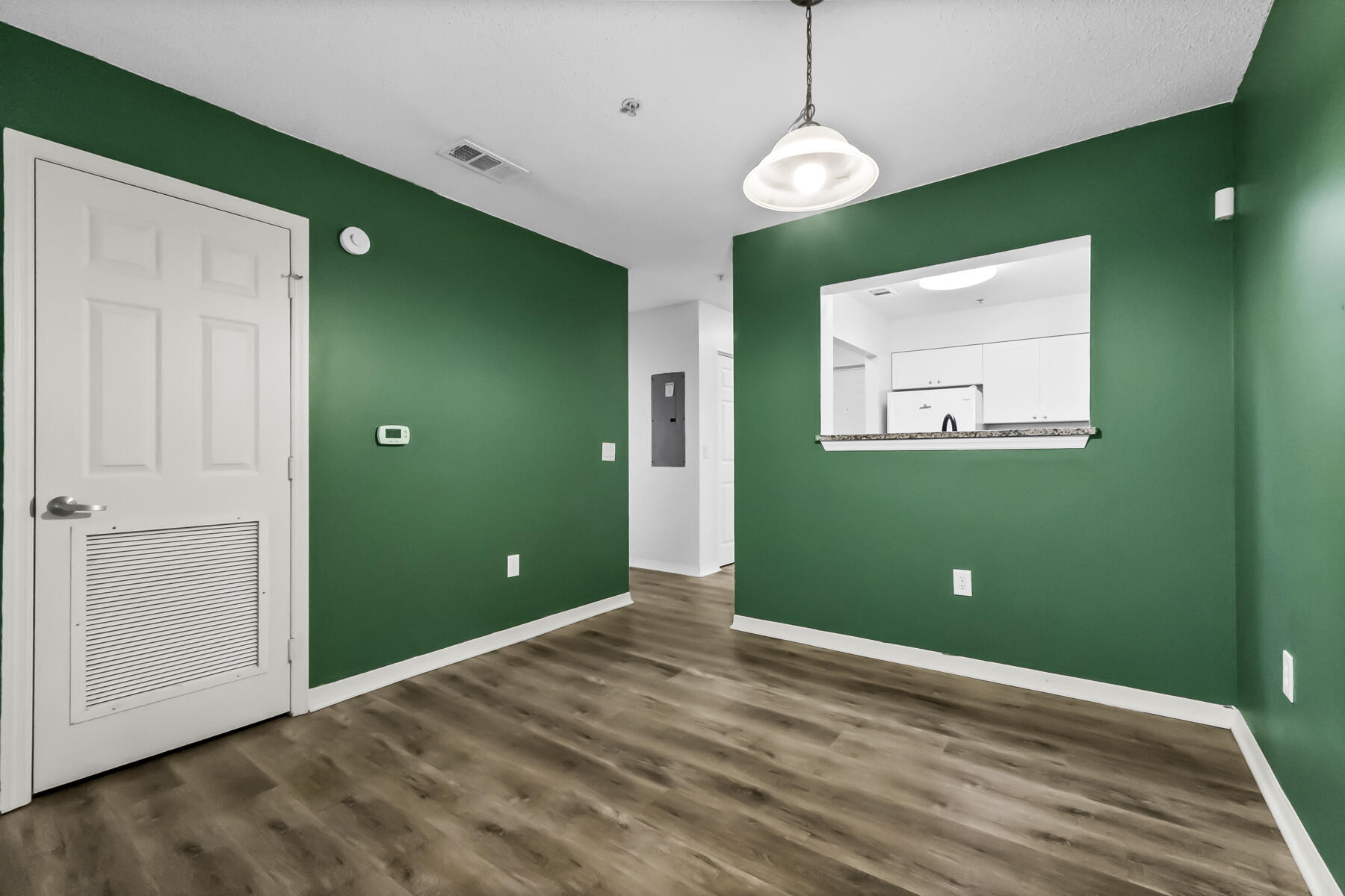 THE FLORIDA CLUB - Residential Lease
