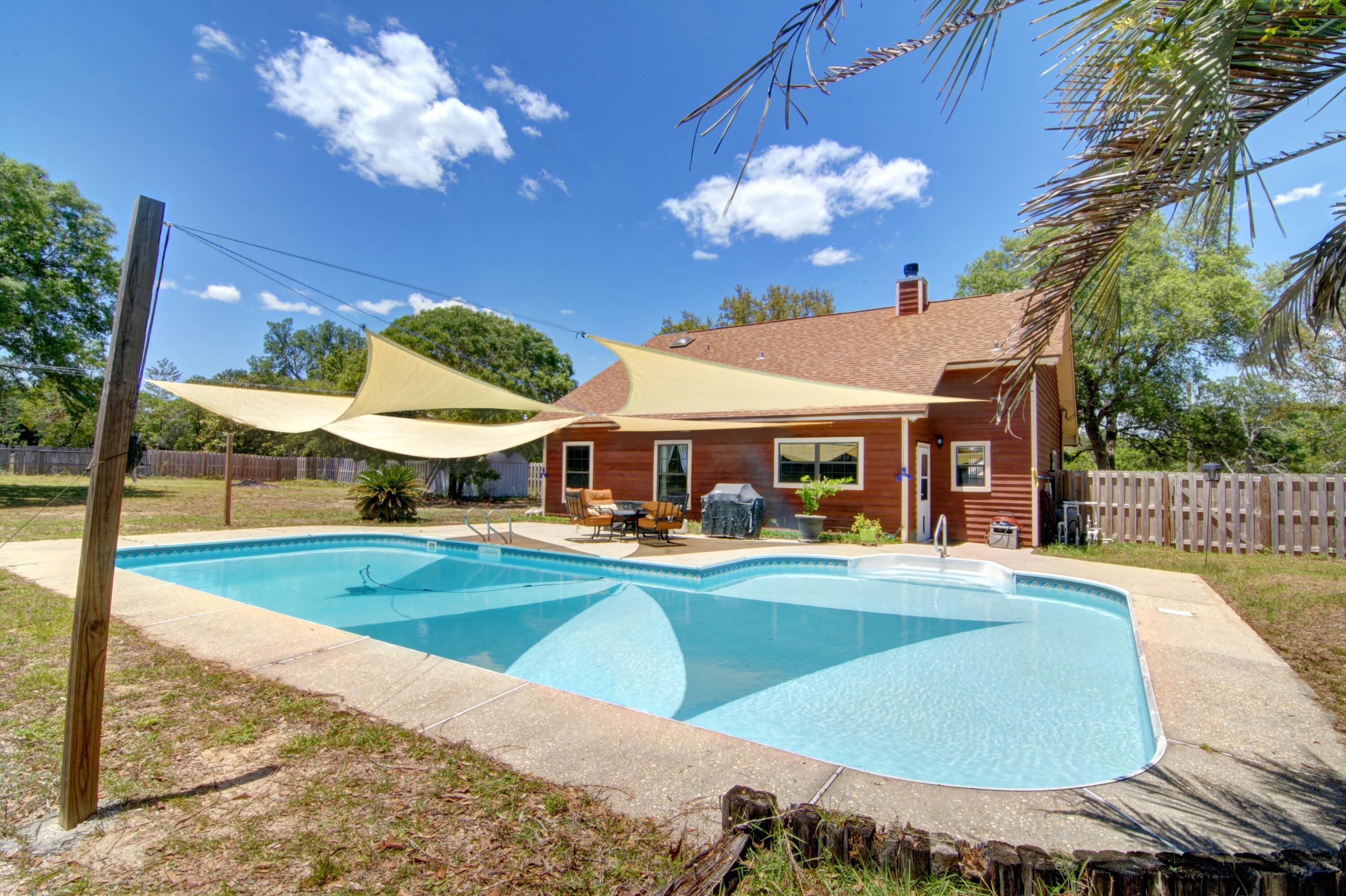 EAST BAY RIVER ESTATES 1ST ADDN - Residential